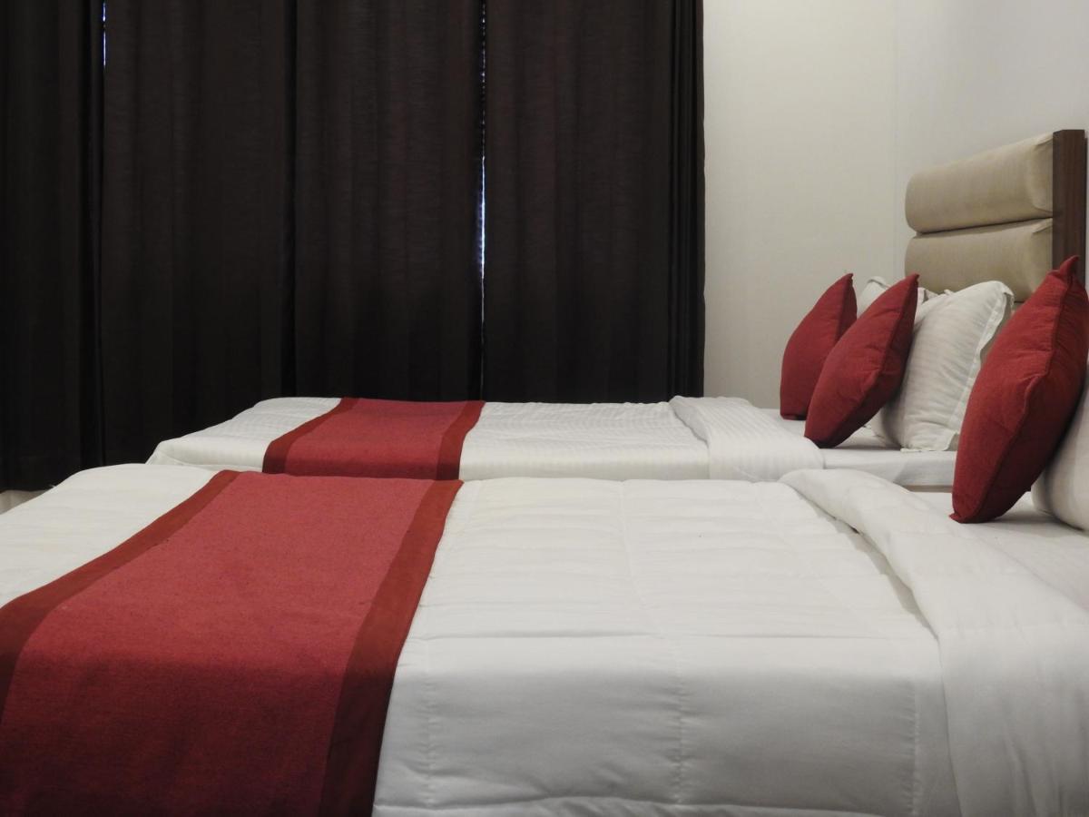 Hotel Aakash Residency Dehradun Exterior foto